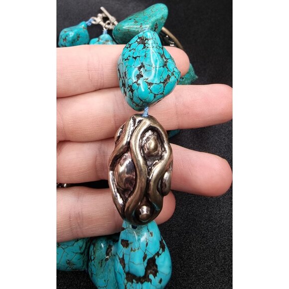 Chunky Turquoise & Silver Beaded Necklace With Toggle Clasp - Picture 5 of 5
